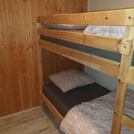 Chalet Aan De Rand Van Rustgevend Bos. Chalet Putten